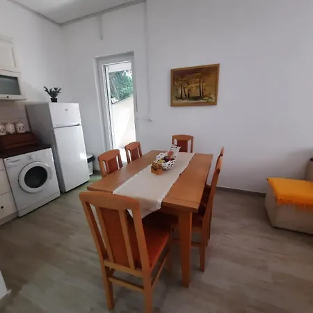 Suncana Oaza Apartment