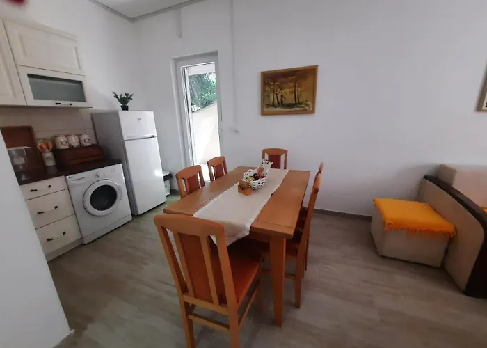 Suncana Oaza アパート